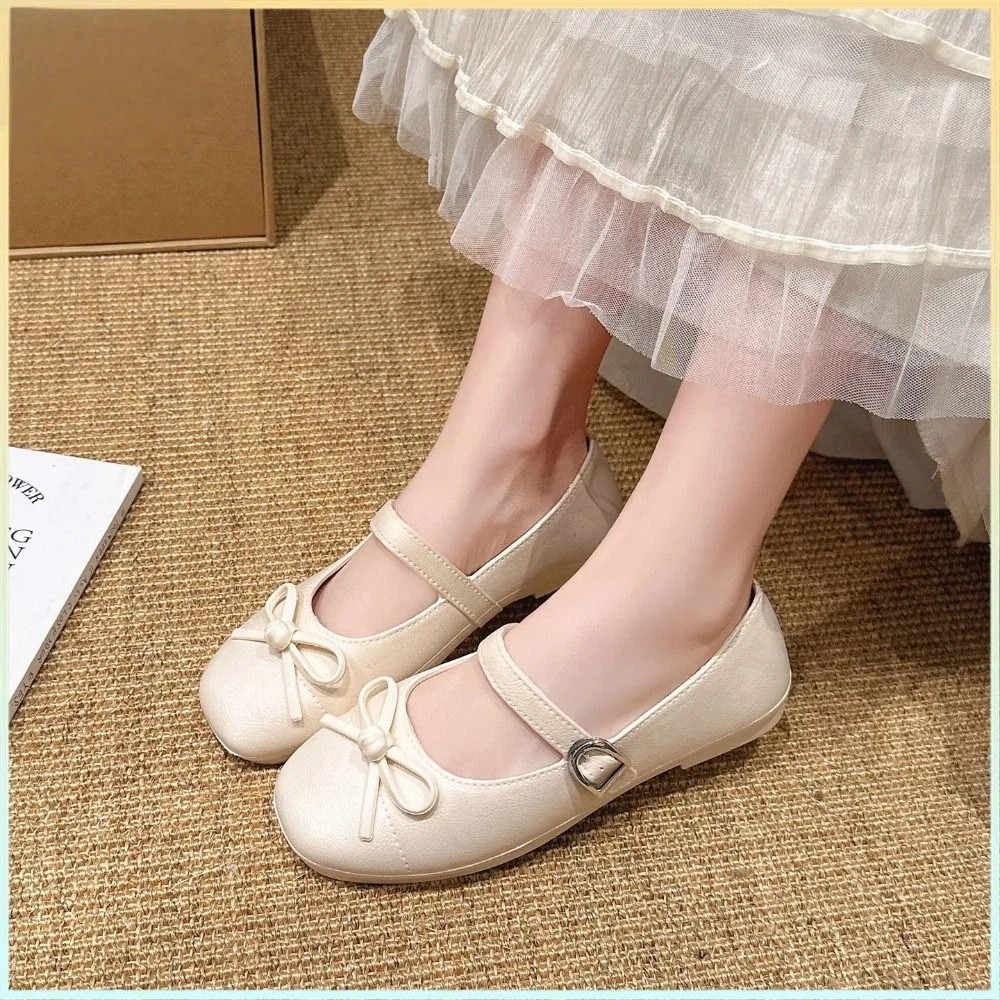 Sandal Wanita Manis dengan Hia - Sandals ulasan dan harga