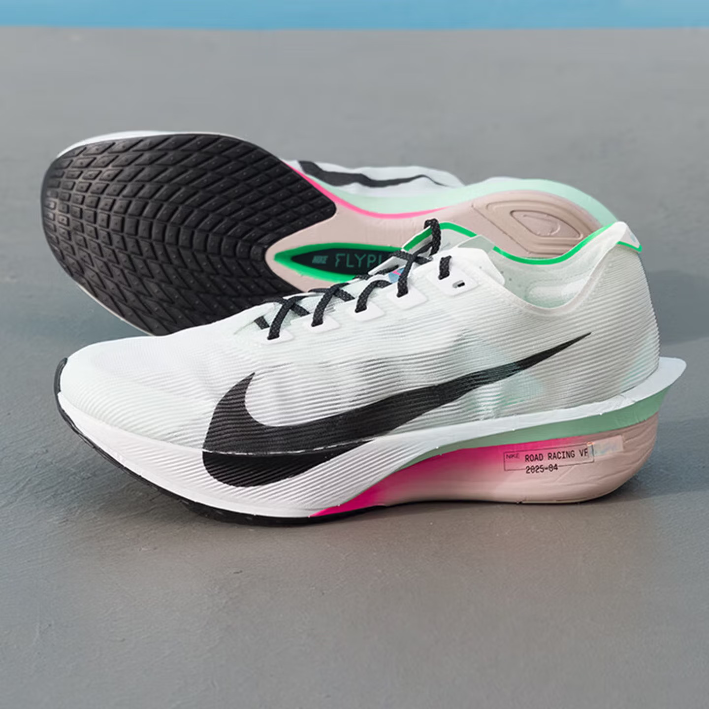 NIKE VAPORFLY 4 Sepatu Lari Pr - Lightweight Road Running Shoes ulasan dan harga