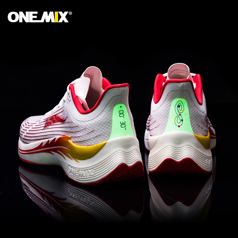Sepatu Lari ONEMIX untuk Pria  - Reflective Night Running Shoes ulasan dan harga