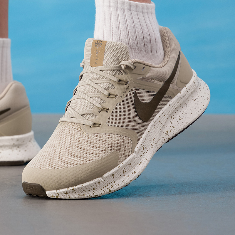 Sepatu Pria Nike Asli, Ringan, - Lightweight Road Running Shoes ulasan dan harga