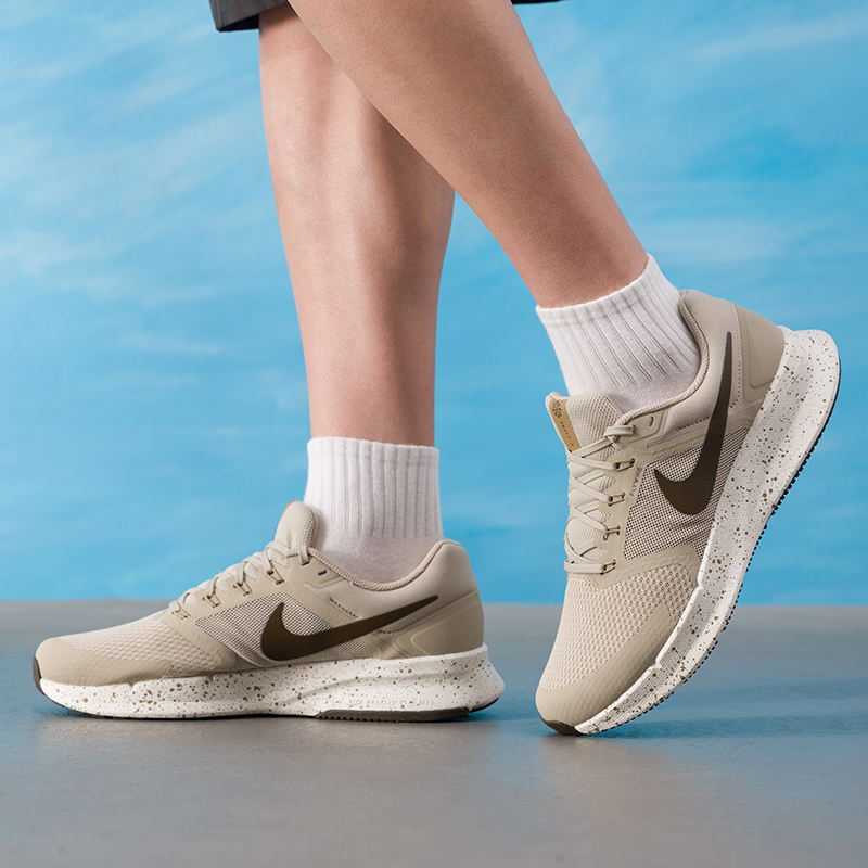 Sepatu Pria Nike Asli, Ringan, - Lightweight Road Running Shoes ulasan dan harga