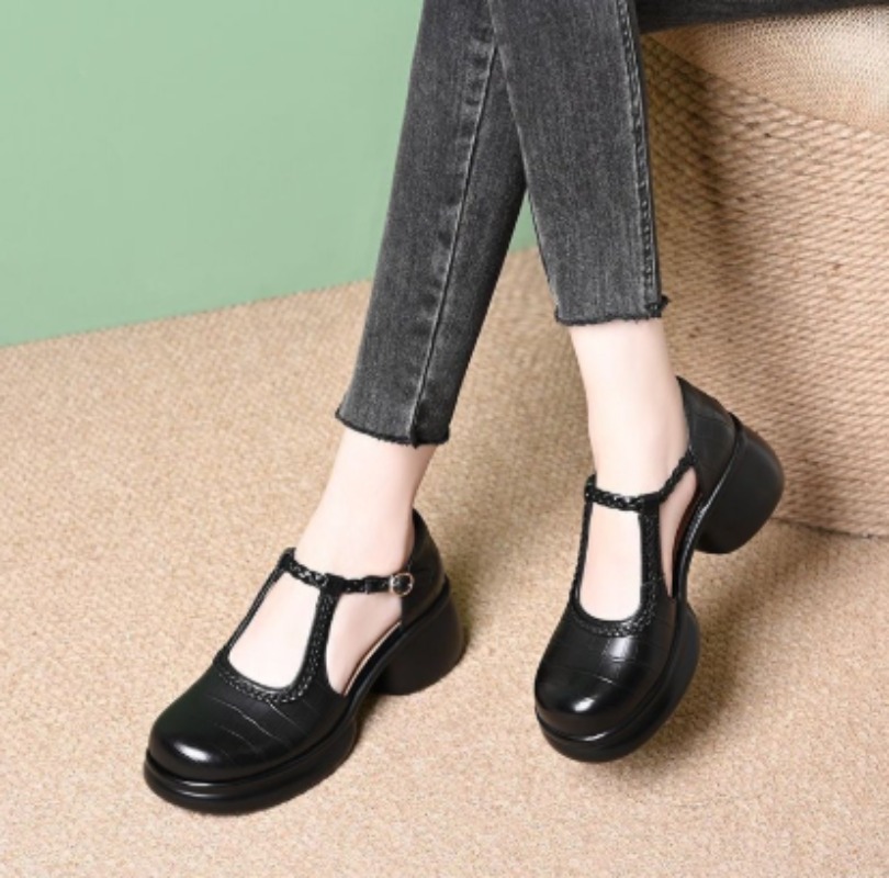 Sandal Mary Jane Wanita Warna  - Sandals ulasan dan harga