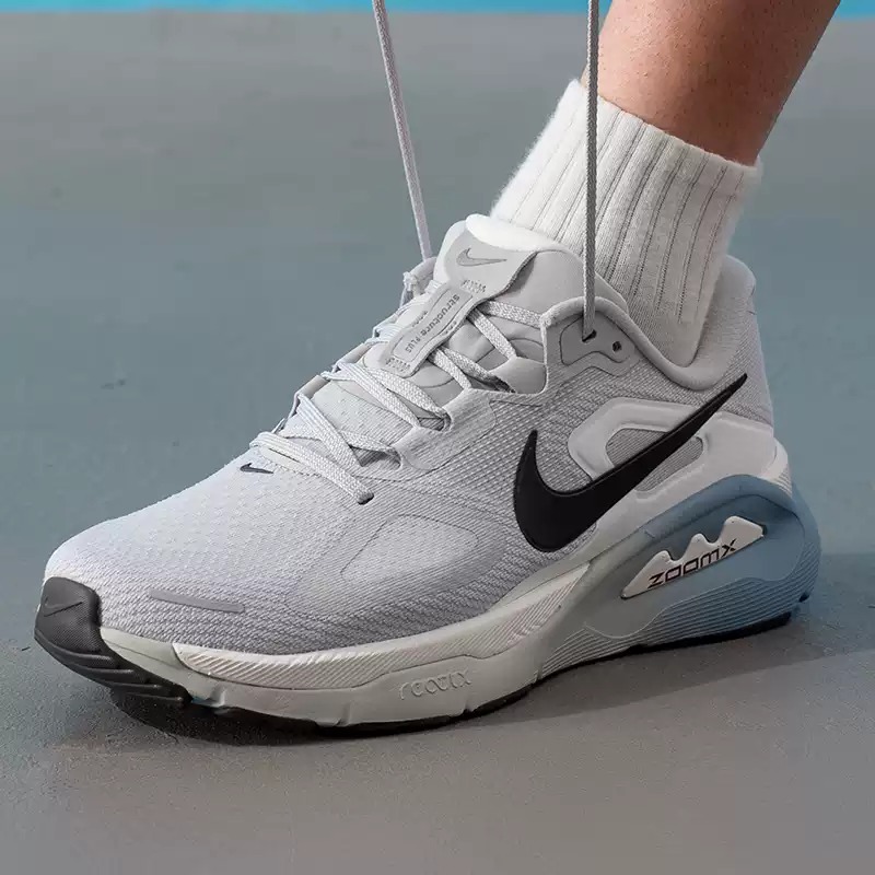 Sepatu Pria Nike Asli, Sepatu  - Lightweight Road Running Shoes ulasan dan harga