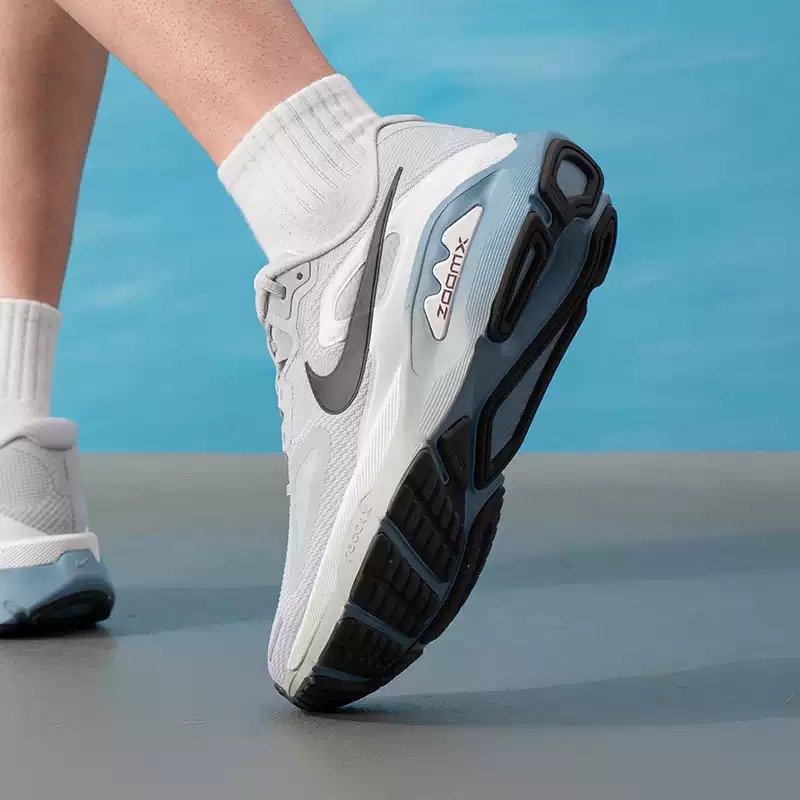 Sepatu Pria Nike Asli, Sepatu  - Lightweight Road Running Shoes ulasan dan harga